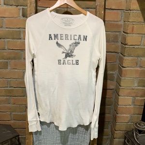 Men’s American Eagle white thermal shirt